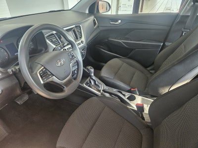 2020 Hyundai Accent SE