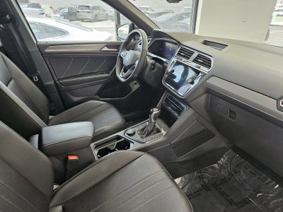 2022 Volkswagen Tiguan SE R-Line Black