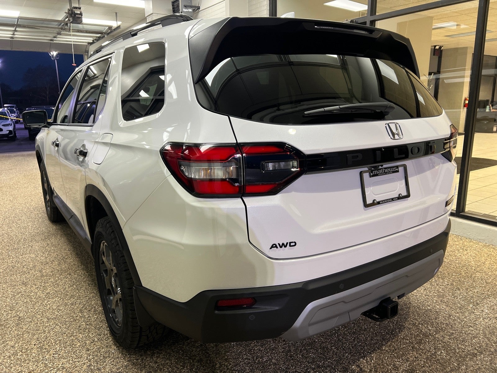 2025 Honda Pilot AWD TRAILSPORT