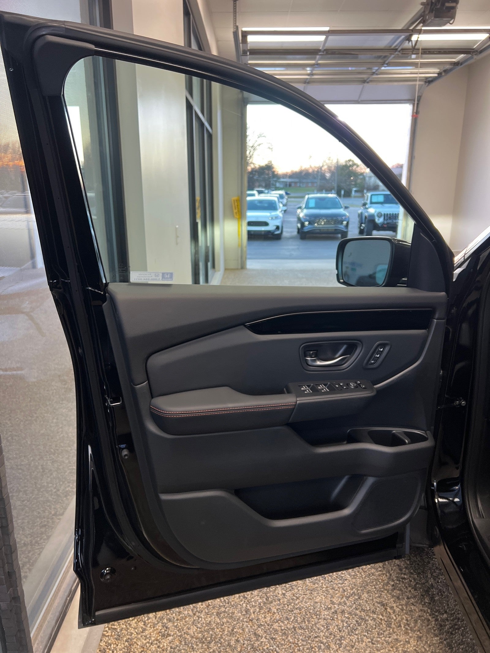 2025 Honda Pilot AWD TRAILSPORT