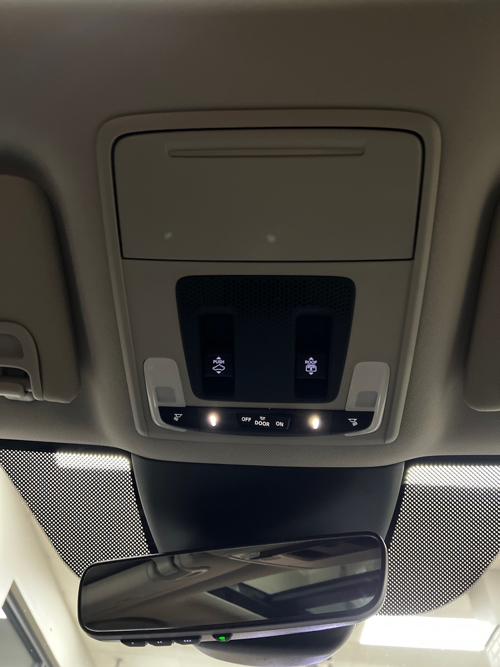 2025 Honda Pilot AWD Touring w/HPD Wheels