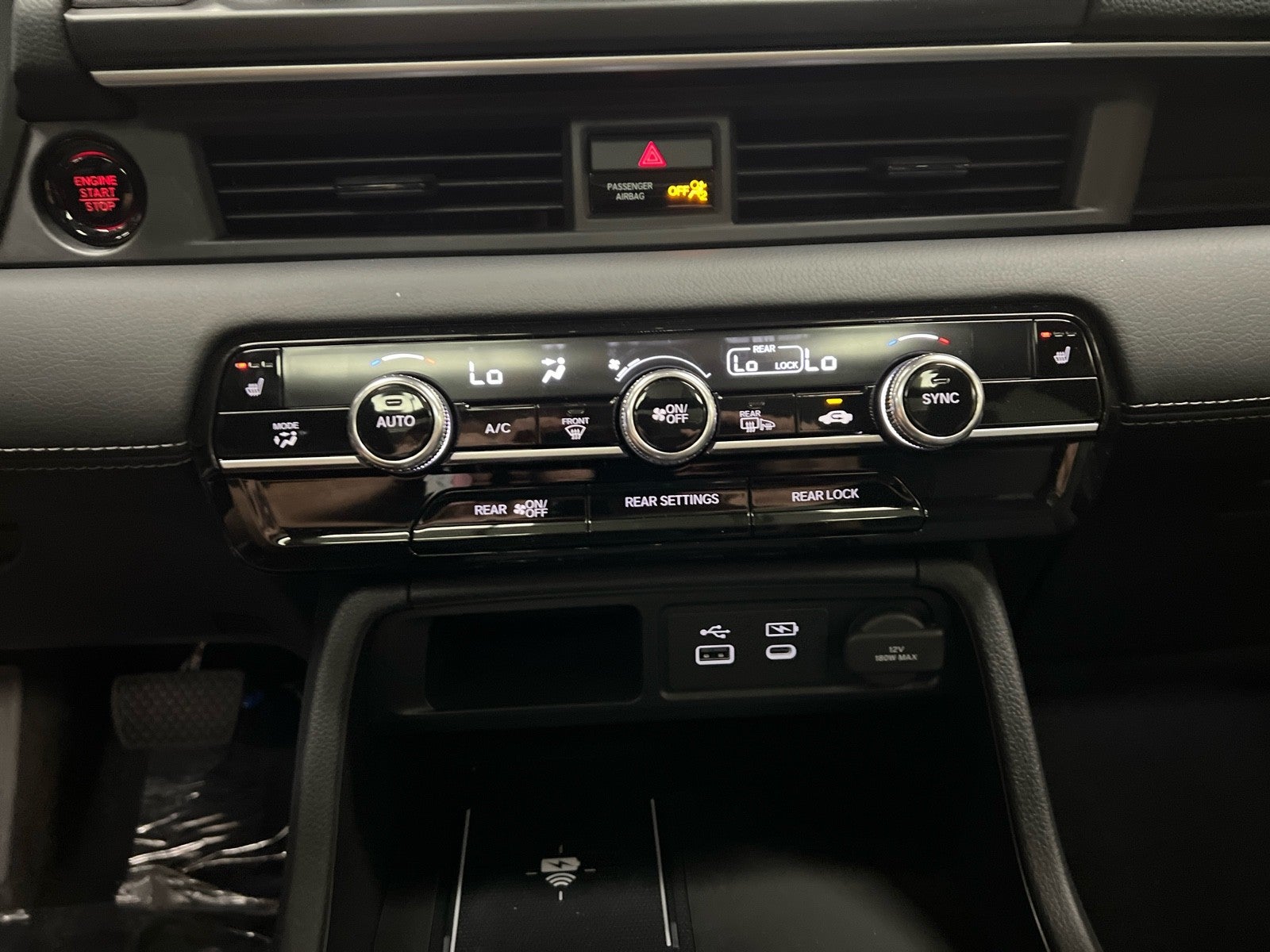 2025 Honda Pilot AWD Touring w/HPD Wheels