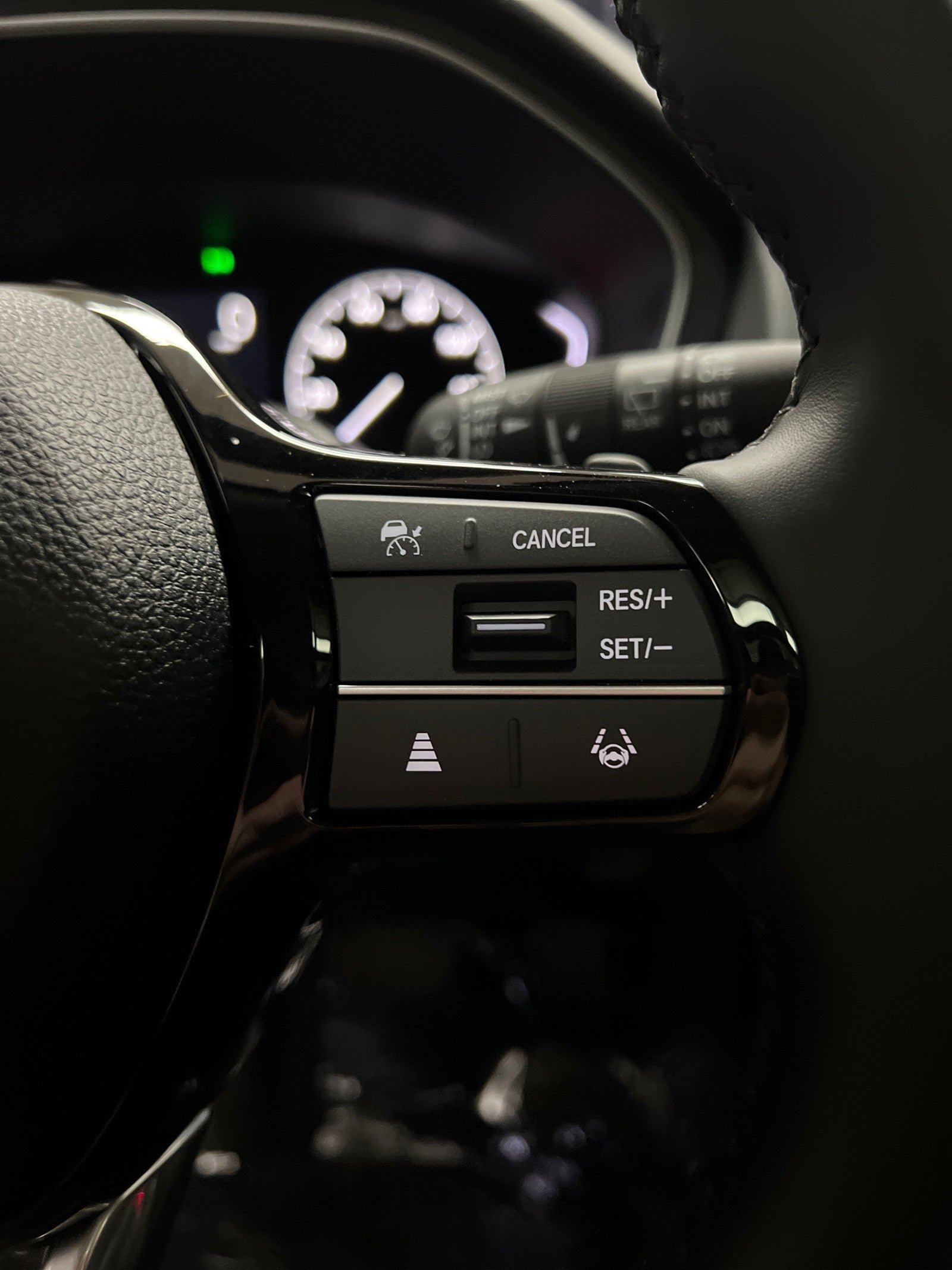 2025 Honda Pilot AWD Touring w/HPD Wheels