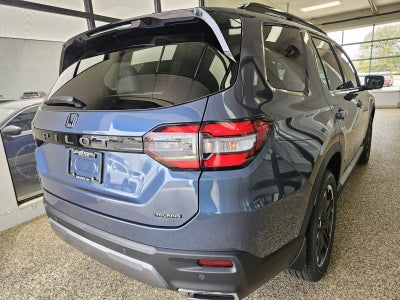 2026 Honda Pilot AWD Touring Blackout
