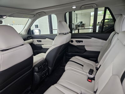 2026 Honda Pilot AWD Touring Blackout