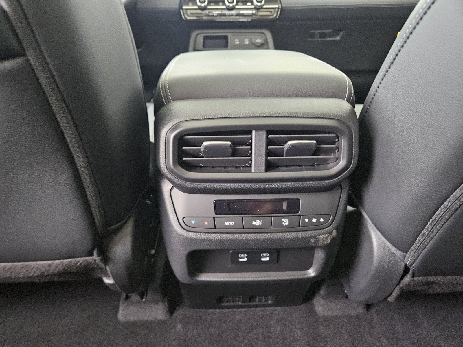 2026 Honda Pilot AWD Touring Blackout