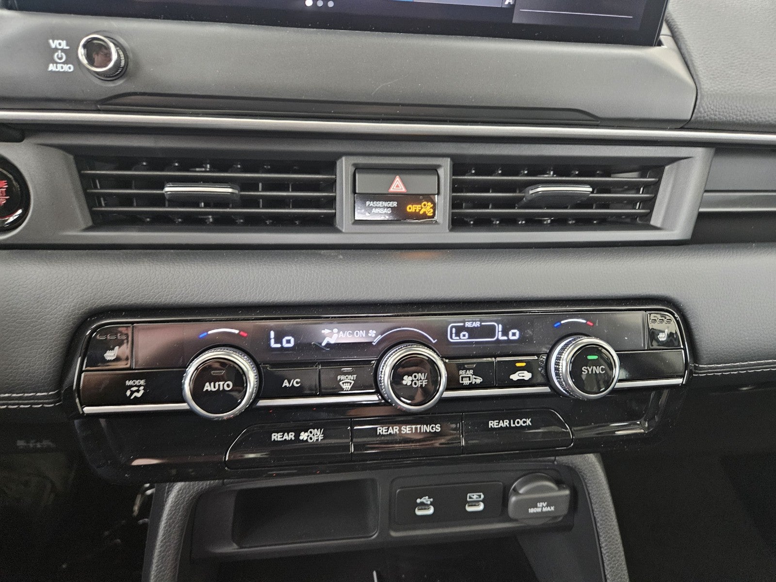 2026 Honda Pilot AWD Touring Blackout