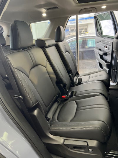 2026 Honda Pilot AWD Touring Blackout
