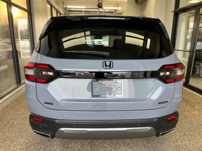 2026 Honda Pilot AWD Touring Blackout