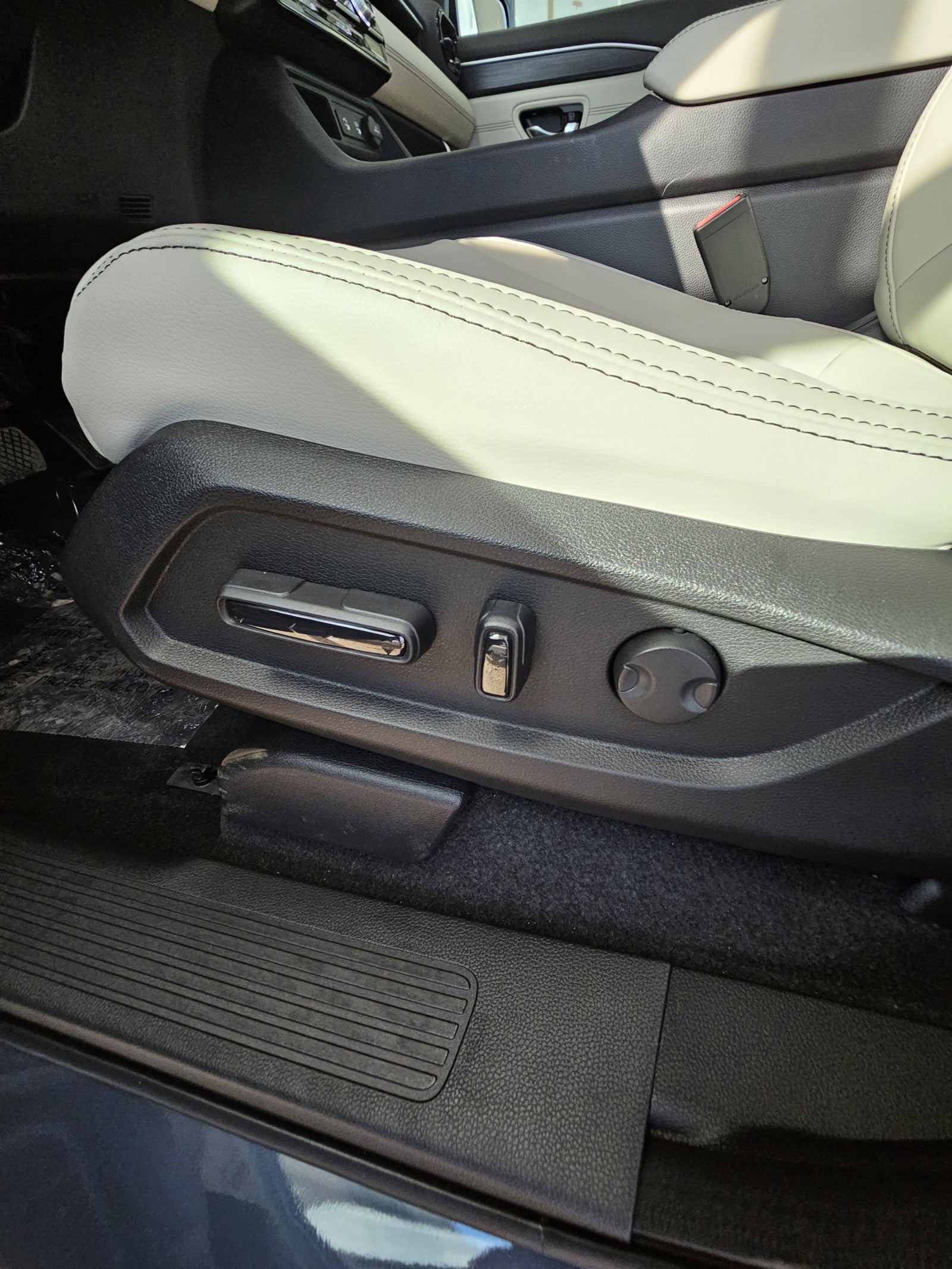 2026 Honda Pilot AWD Touring Blackout