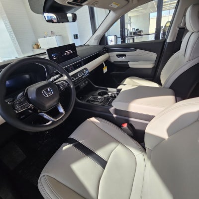 2026 Honda Pilot AWD Touring Blackout