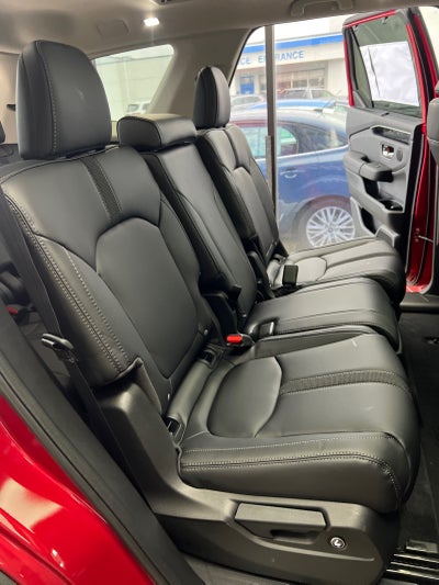 2025 Honda Pilot AWD Touring w/HPD Wheels