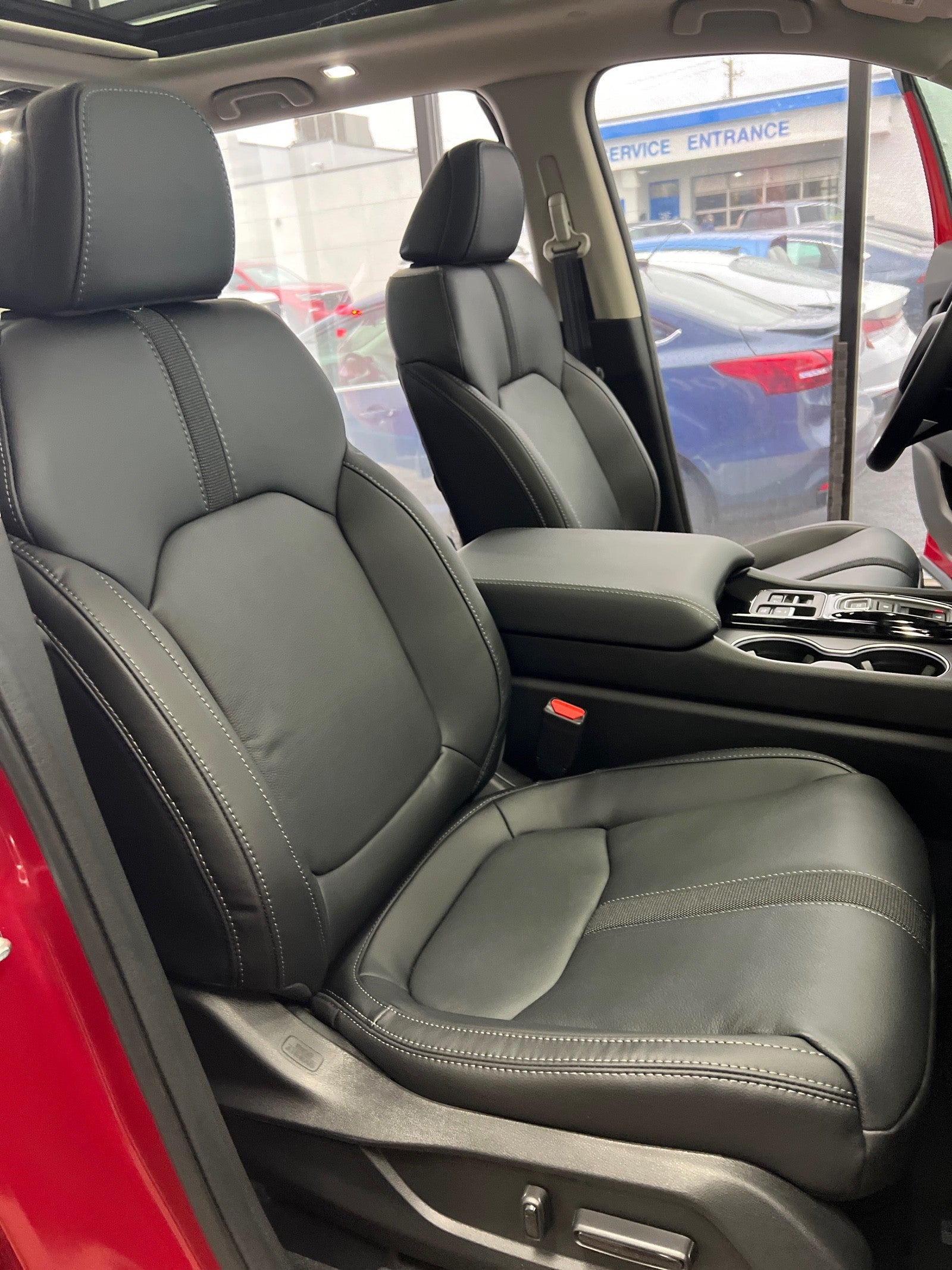 2025 Honda Pilot AWD Touring w/HPD Wheels