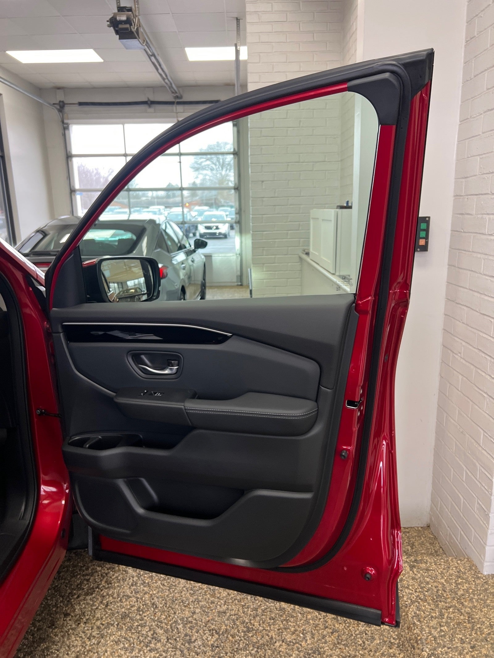 2025 Honda Pilot AWD Touring w/HPD Wheels