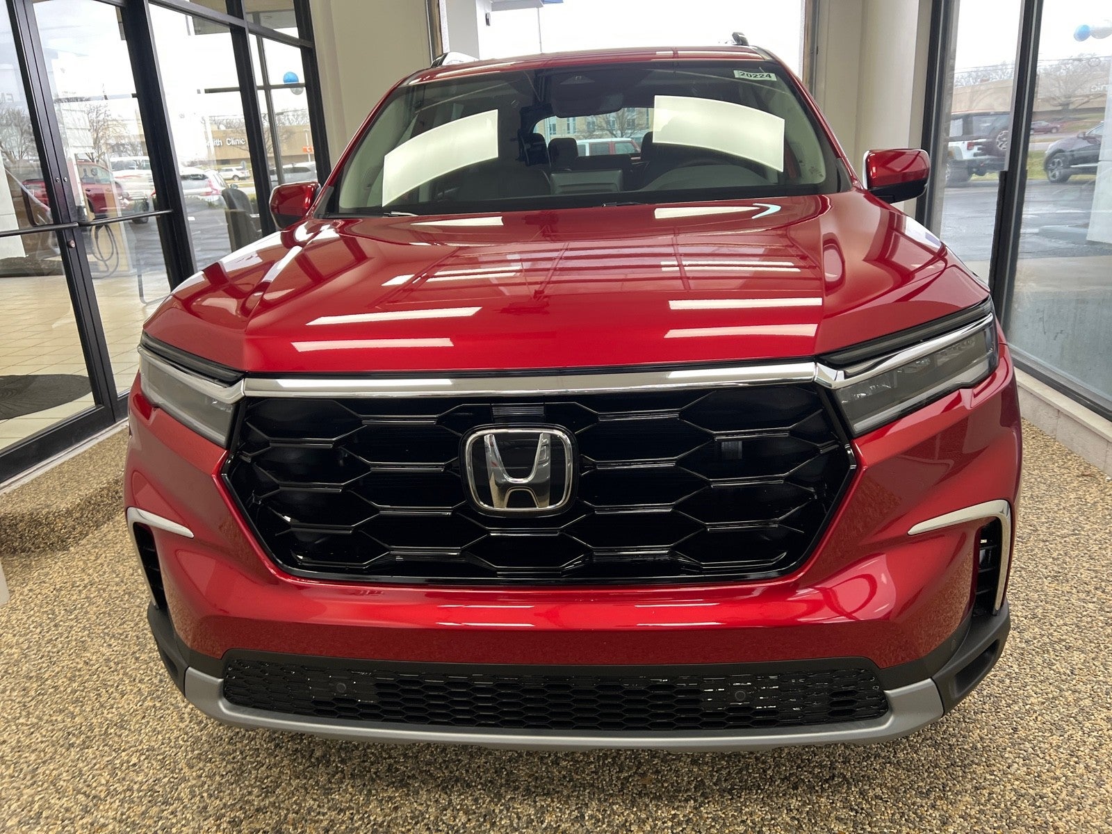 2025 Honda Pilot AWD Touring w/HPD Wheels