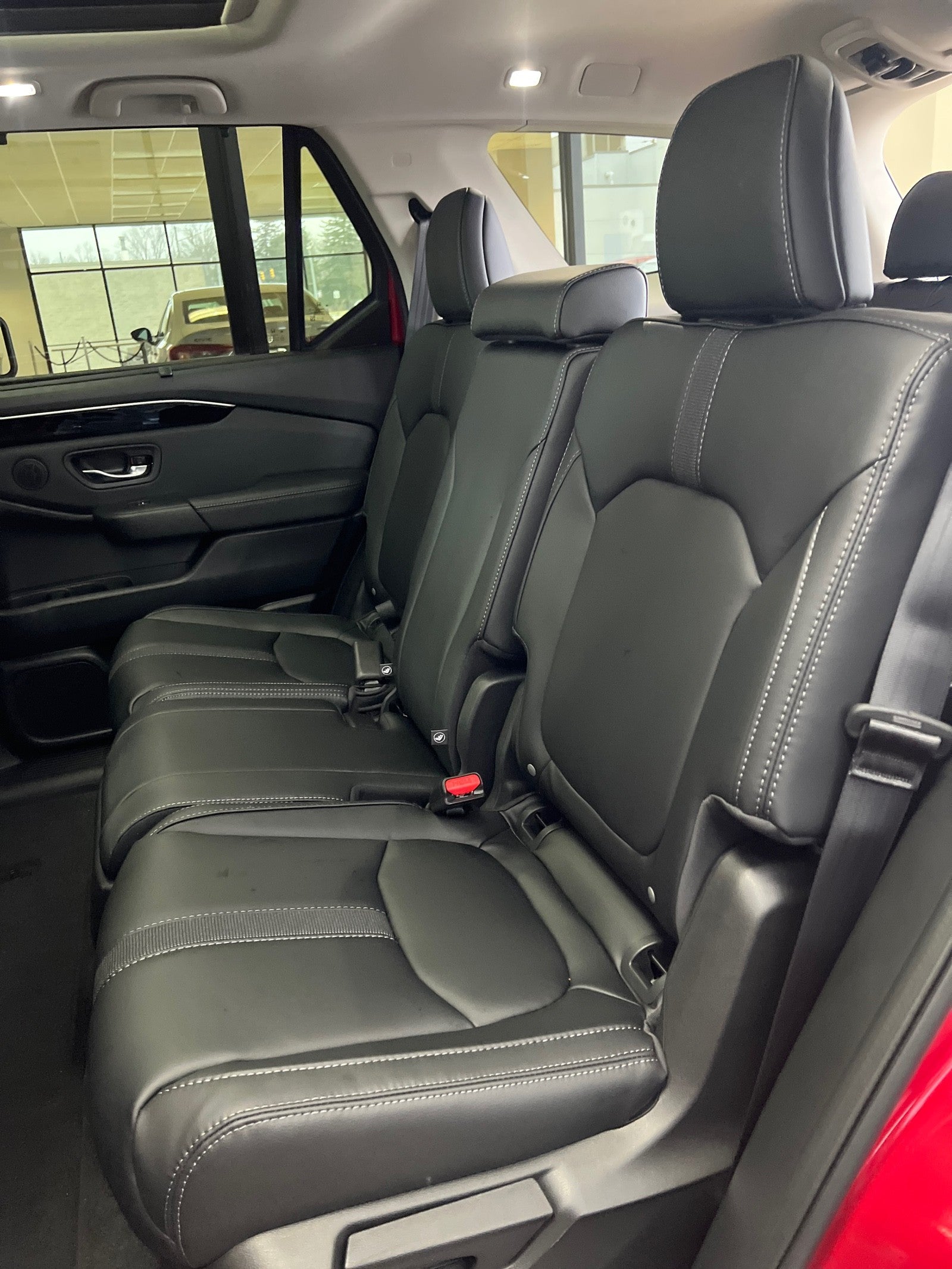 2025 Honda Pilot AWD Touring w/HPD Wheels