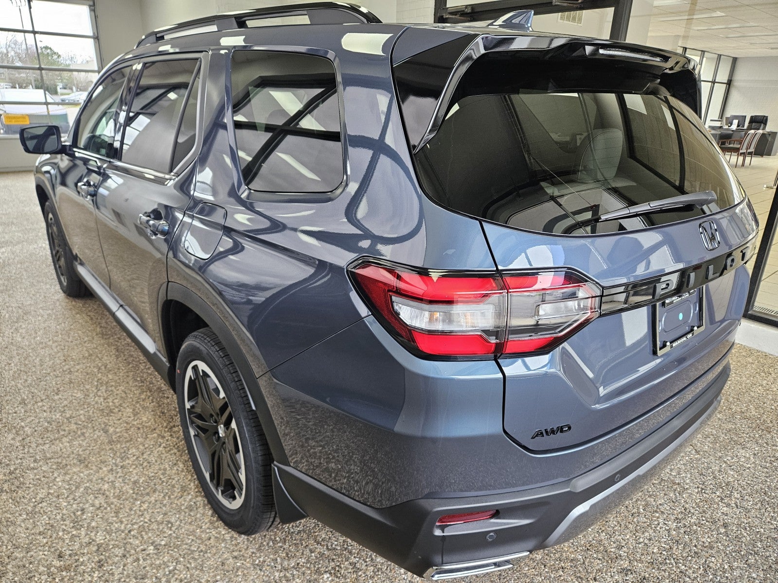 2026 Honda Pilot AWD Touring Blackout