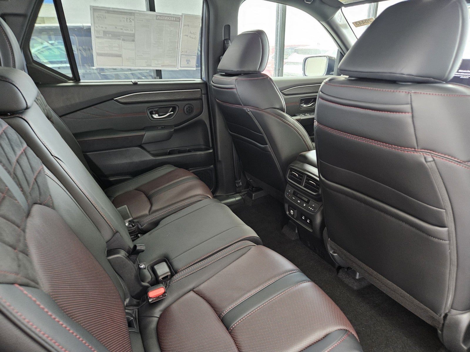 2026 Honda Pilot AWD Black Edition