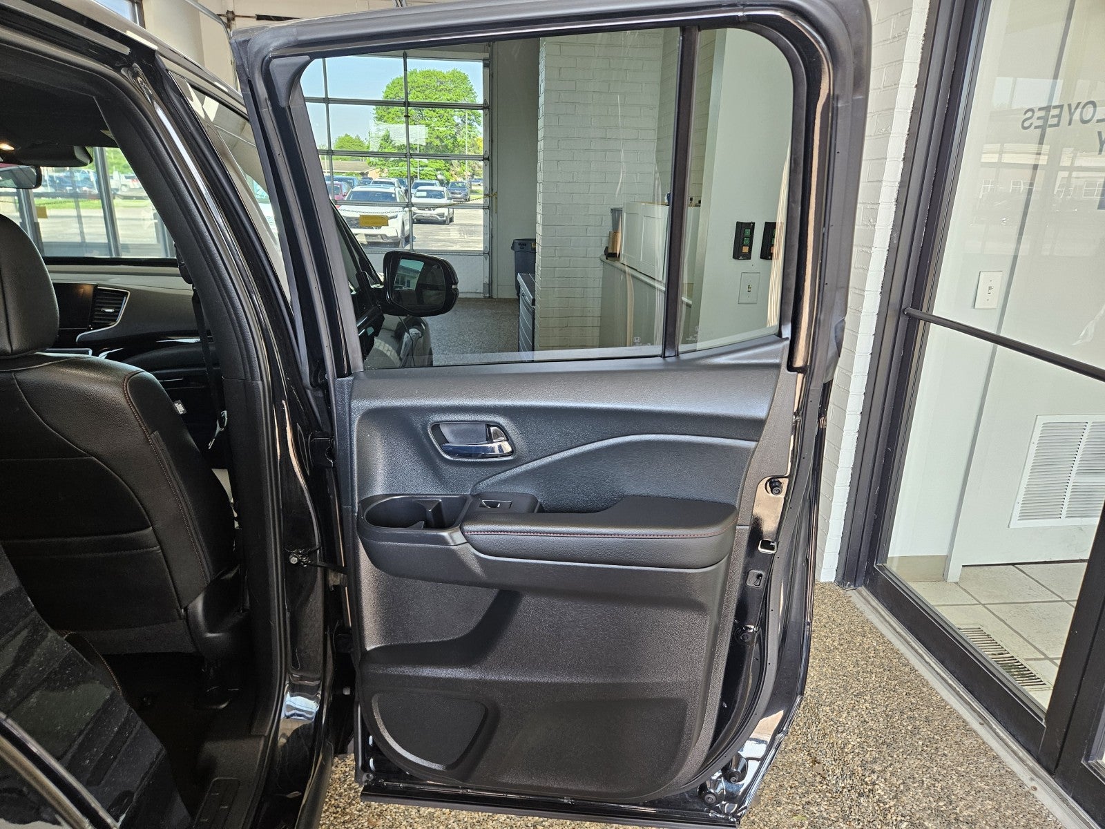 2023 Honda Ridgeline Black Edition