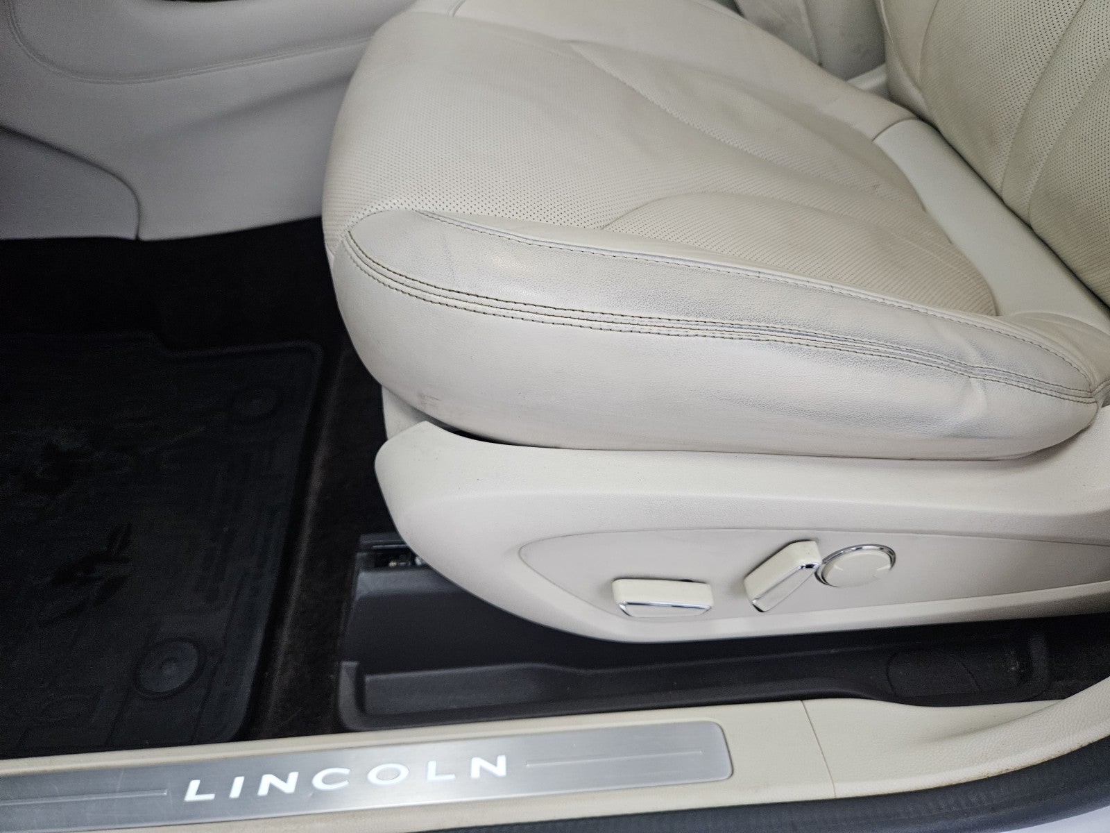 2015 Lincoln MKC AWD 4dr