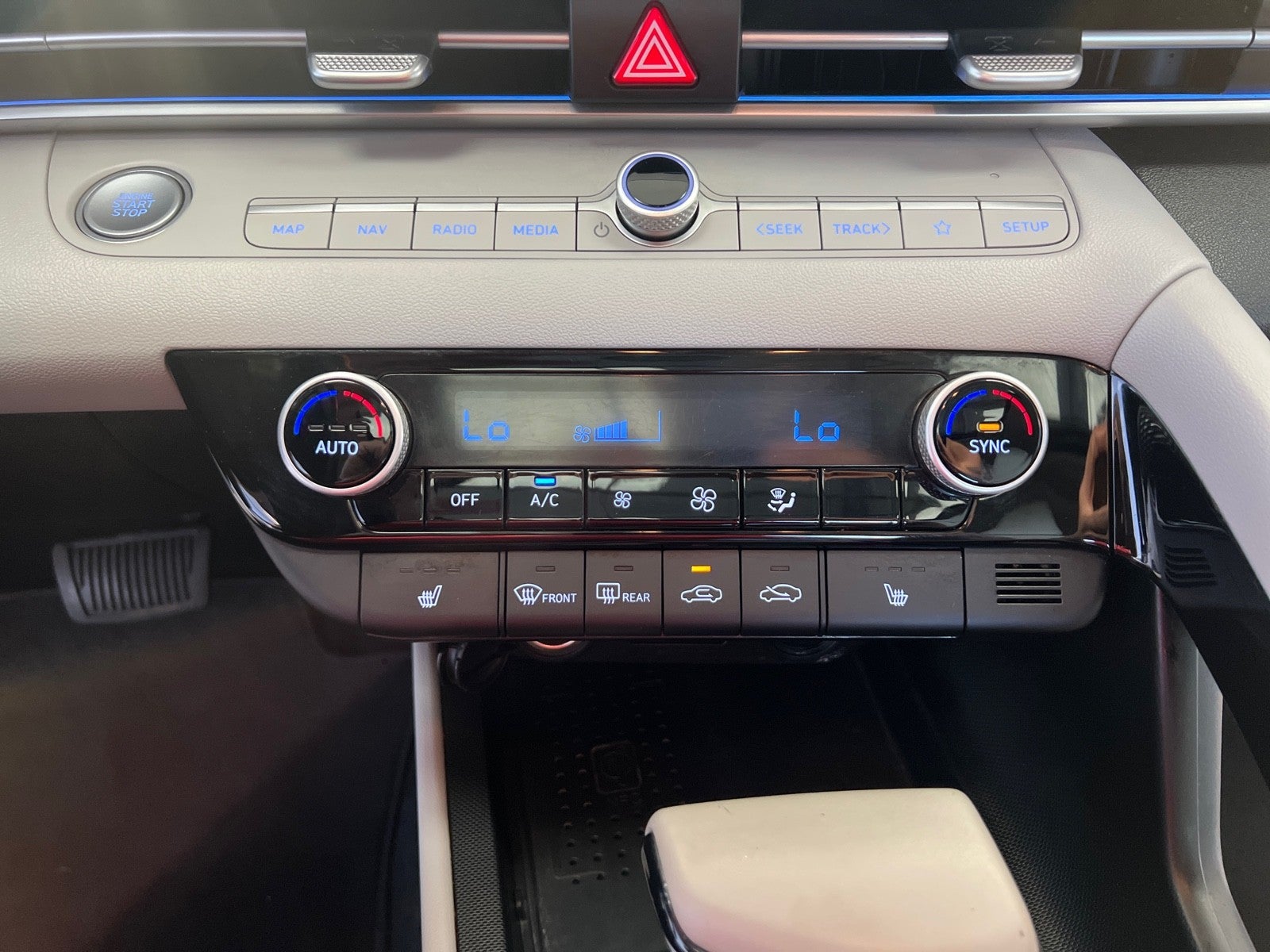 2021 Hyundai Elantra Limited