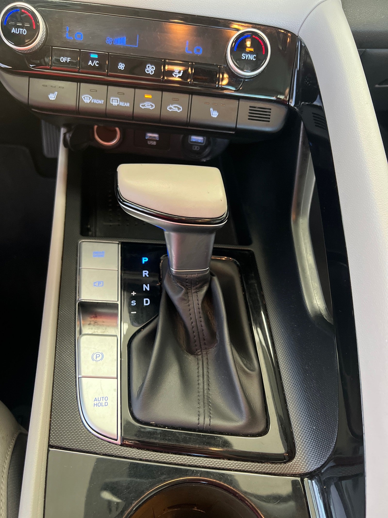 2021 Hyundai Elantra Limited