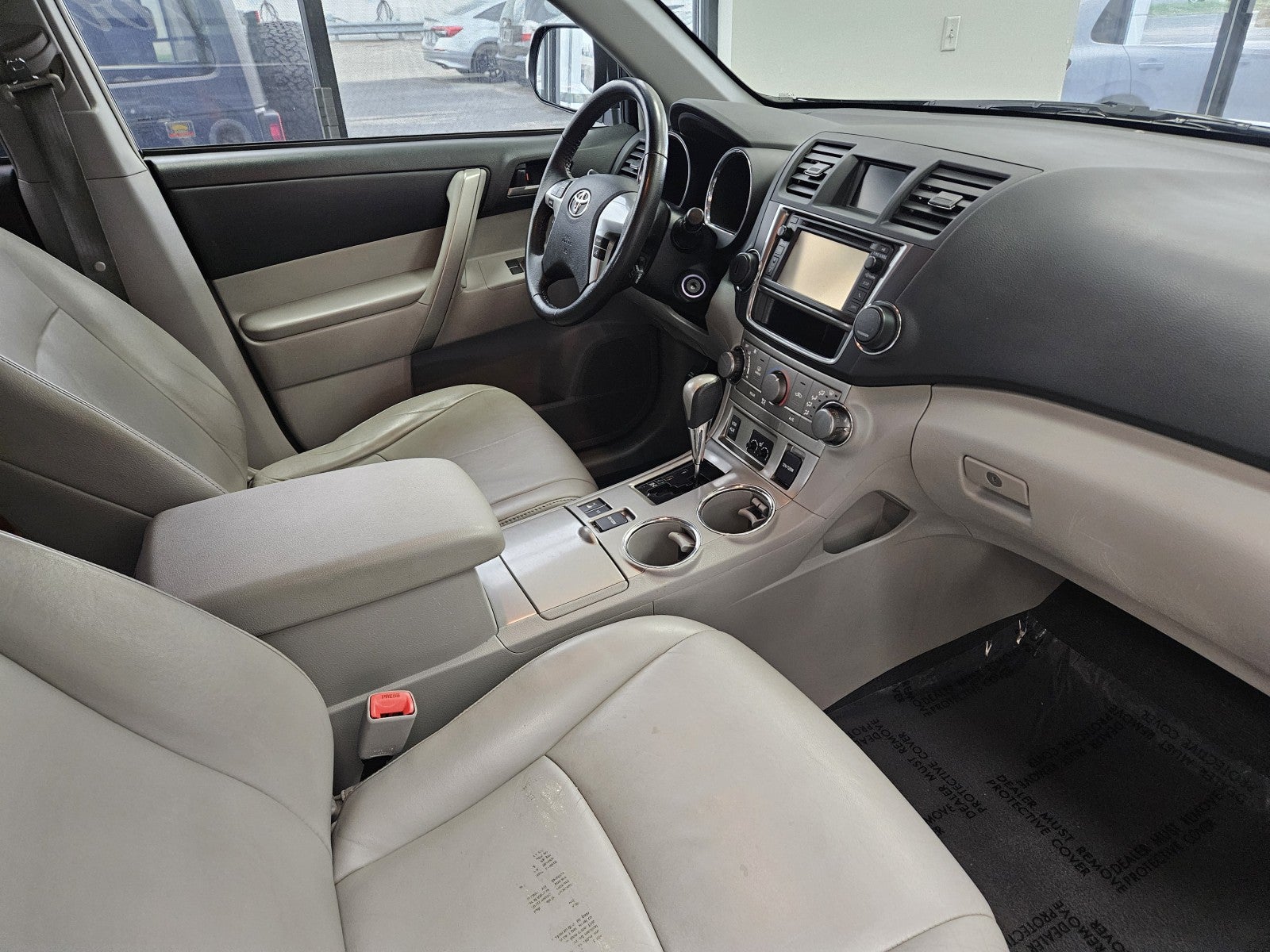 2013 Toyota Highlander SE