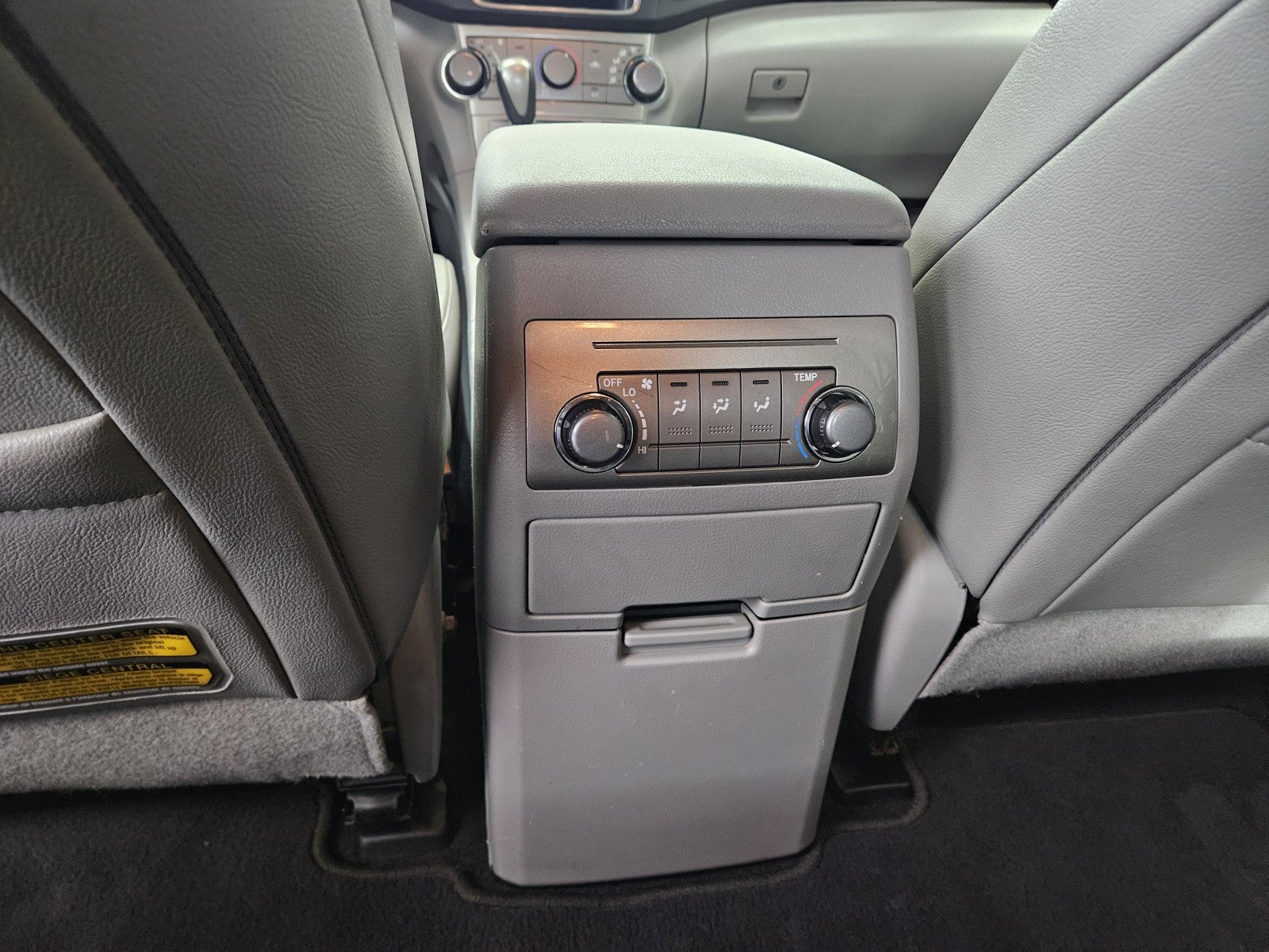 2013 Toyota Highlander SE