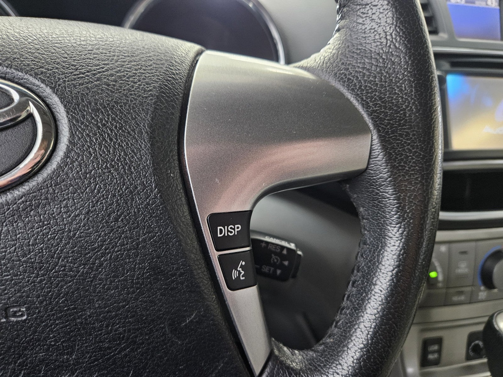 2013 Toyota Highlander SE