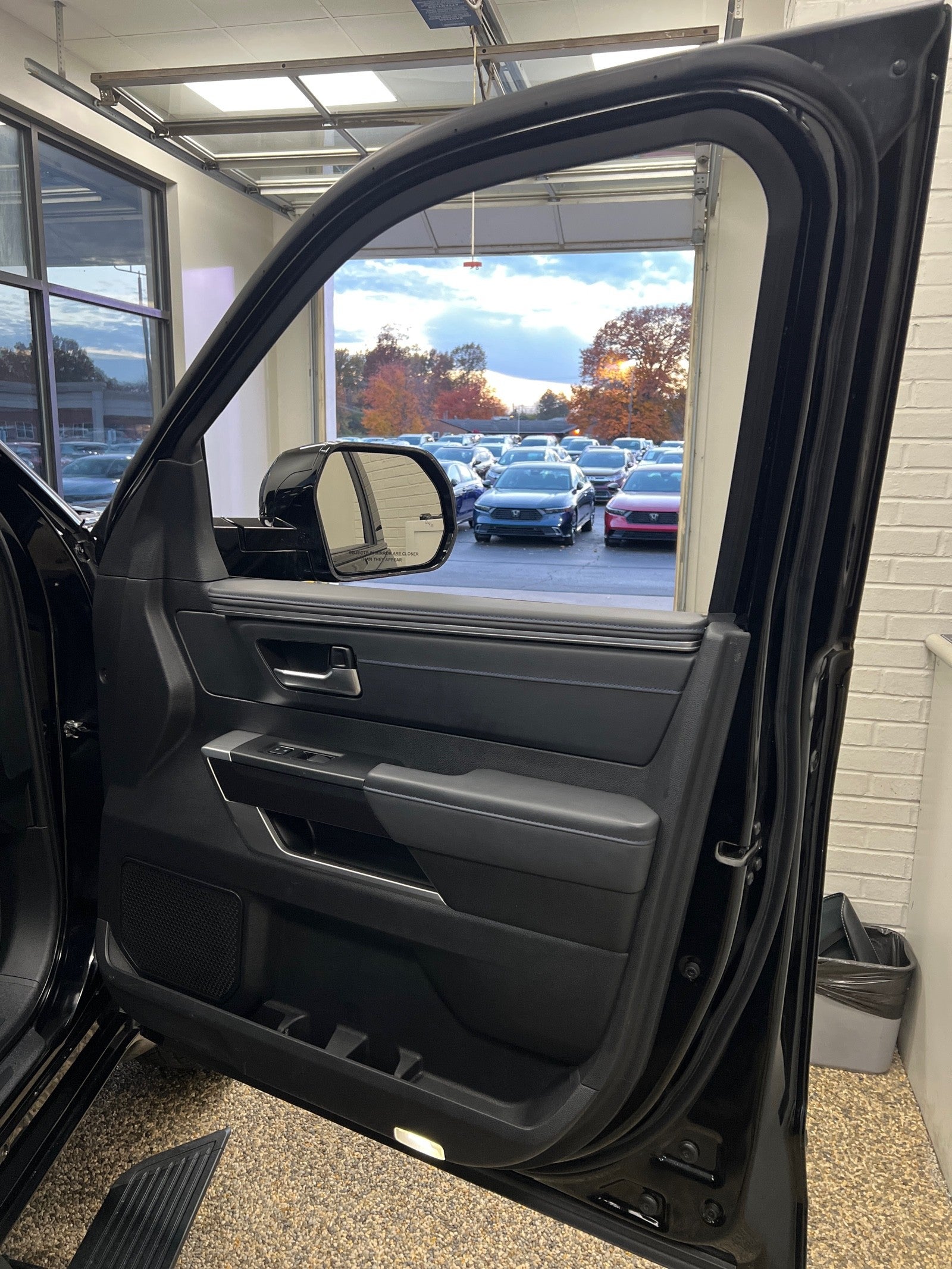 2023 Toyota Tundra 4WD Platinum