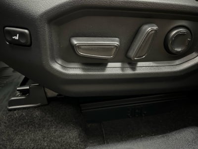 2023 Toyota Tundra 4WD Platinum