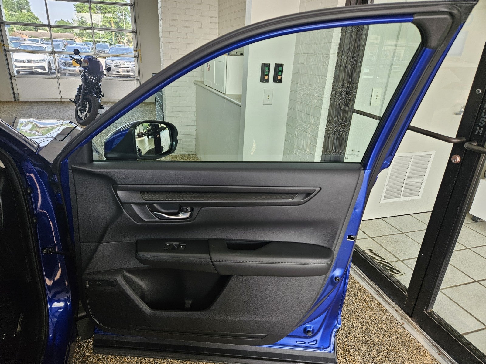 2023 Honda CR-V LX