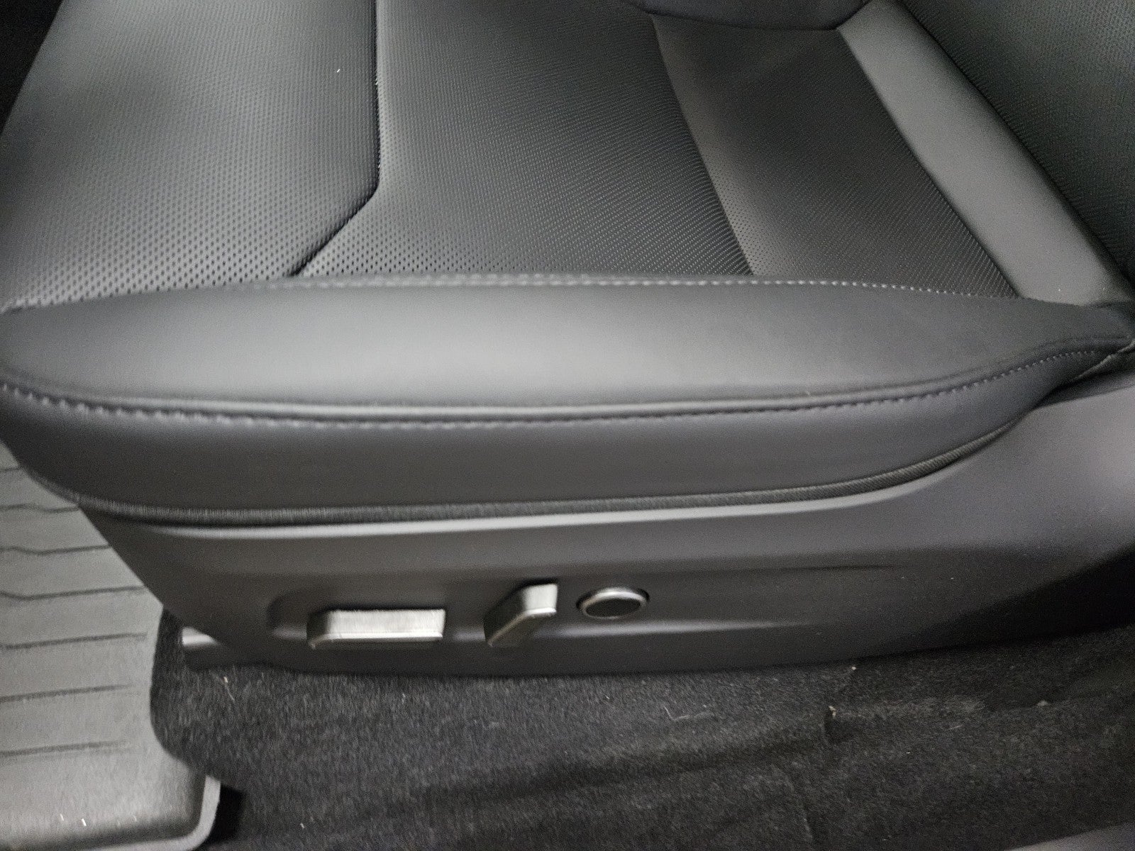 2026 Tesla Model Y Premium