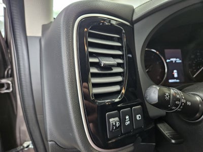2018 Mitsubishi Outlander LE