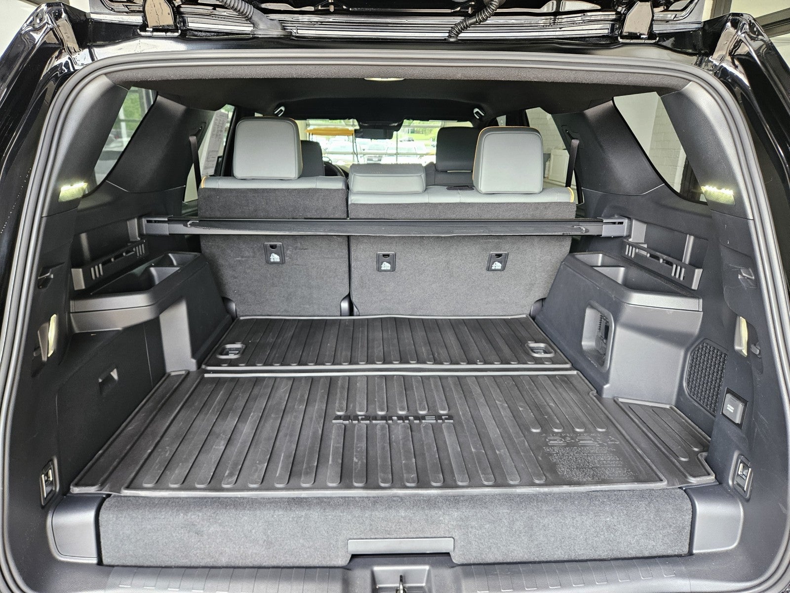 2025 Toyota 4Runner Hybrid Trailhunter