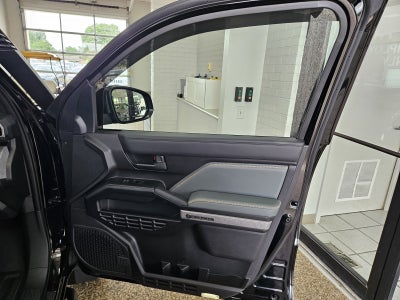 2025 Toyota 4Runner Hybrid Trailhunter