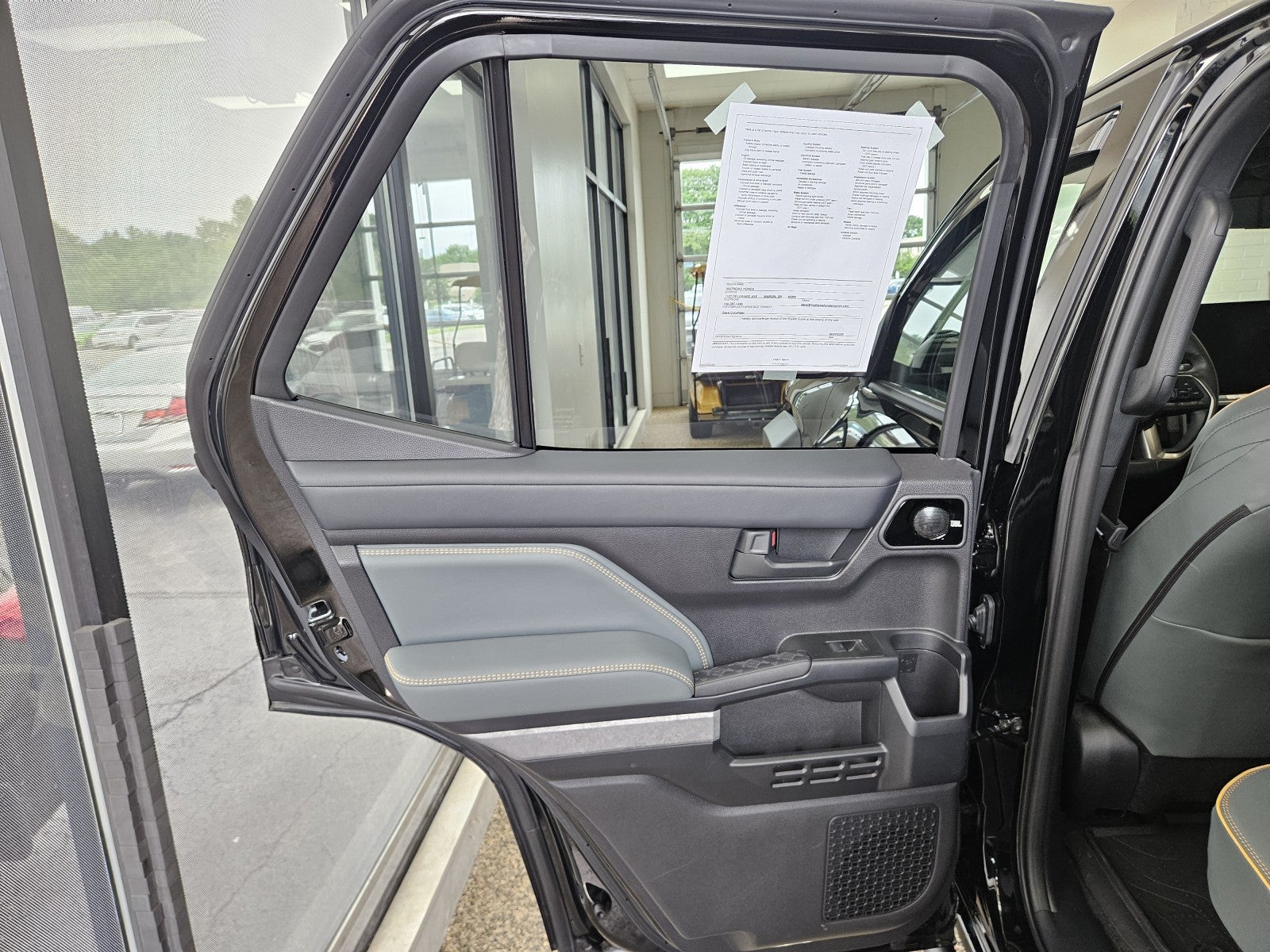 2025 Toyota 4Runner Hybrid Trailhunter