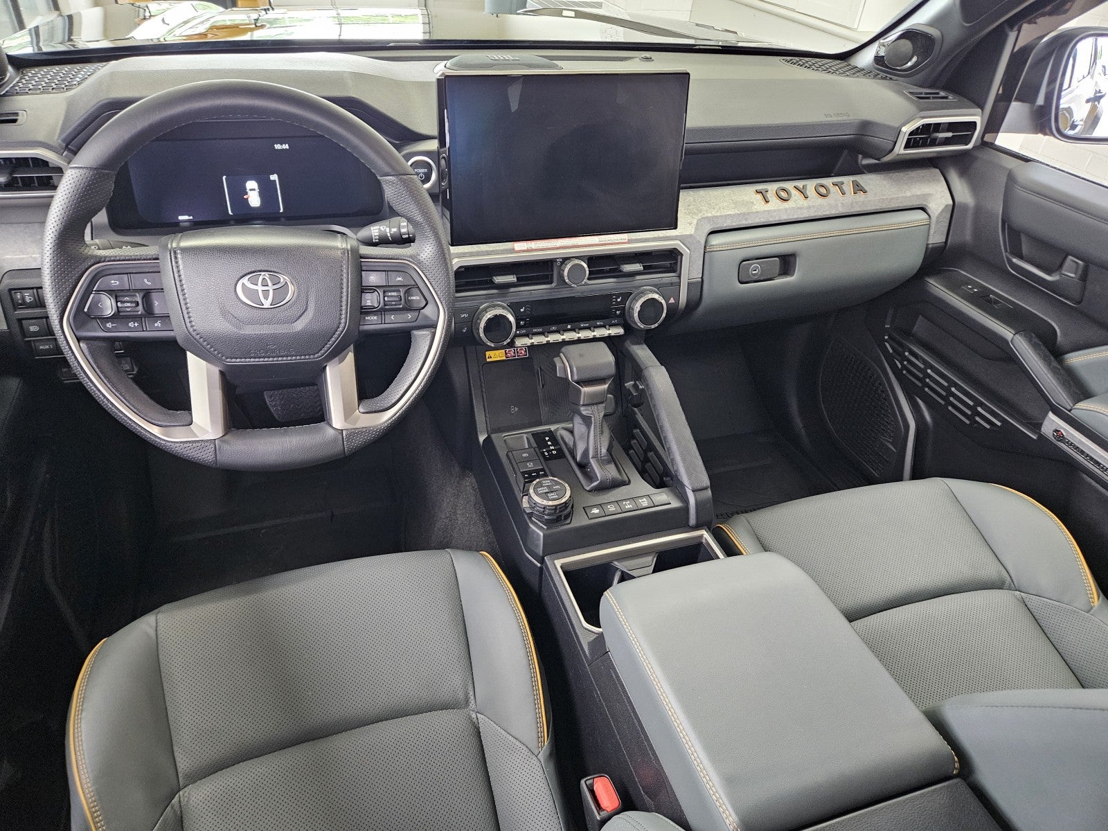 2025 Toyota 4Runner Hybrid Trailhunter