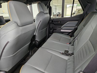 2025 Toyota 4Runner Hybrid Trailhunter