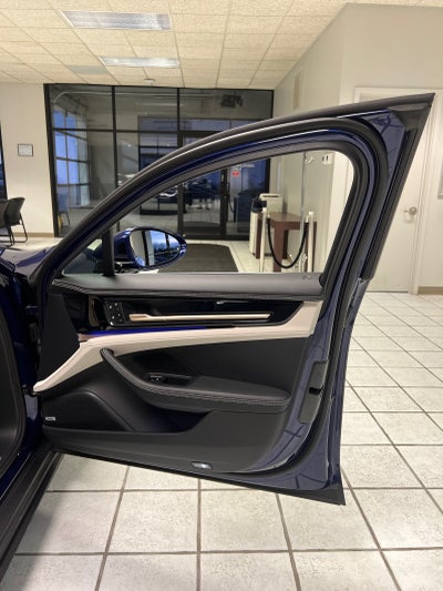 2024 Porsche Panamera 4