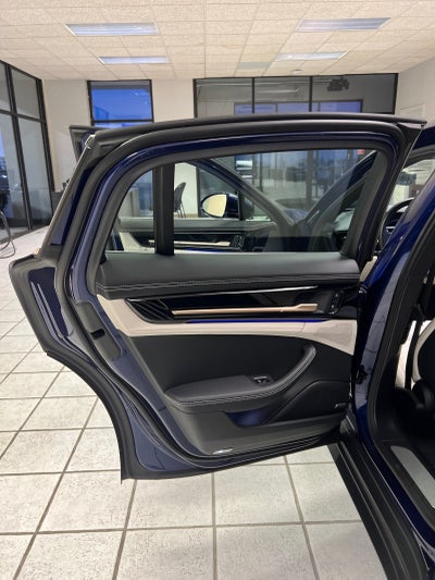 2024 Porsche Panamera 4