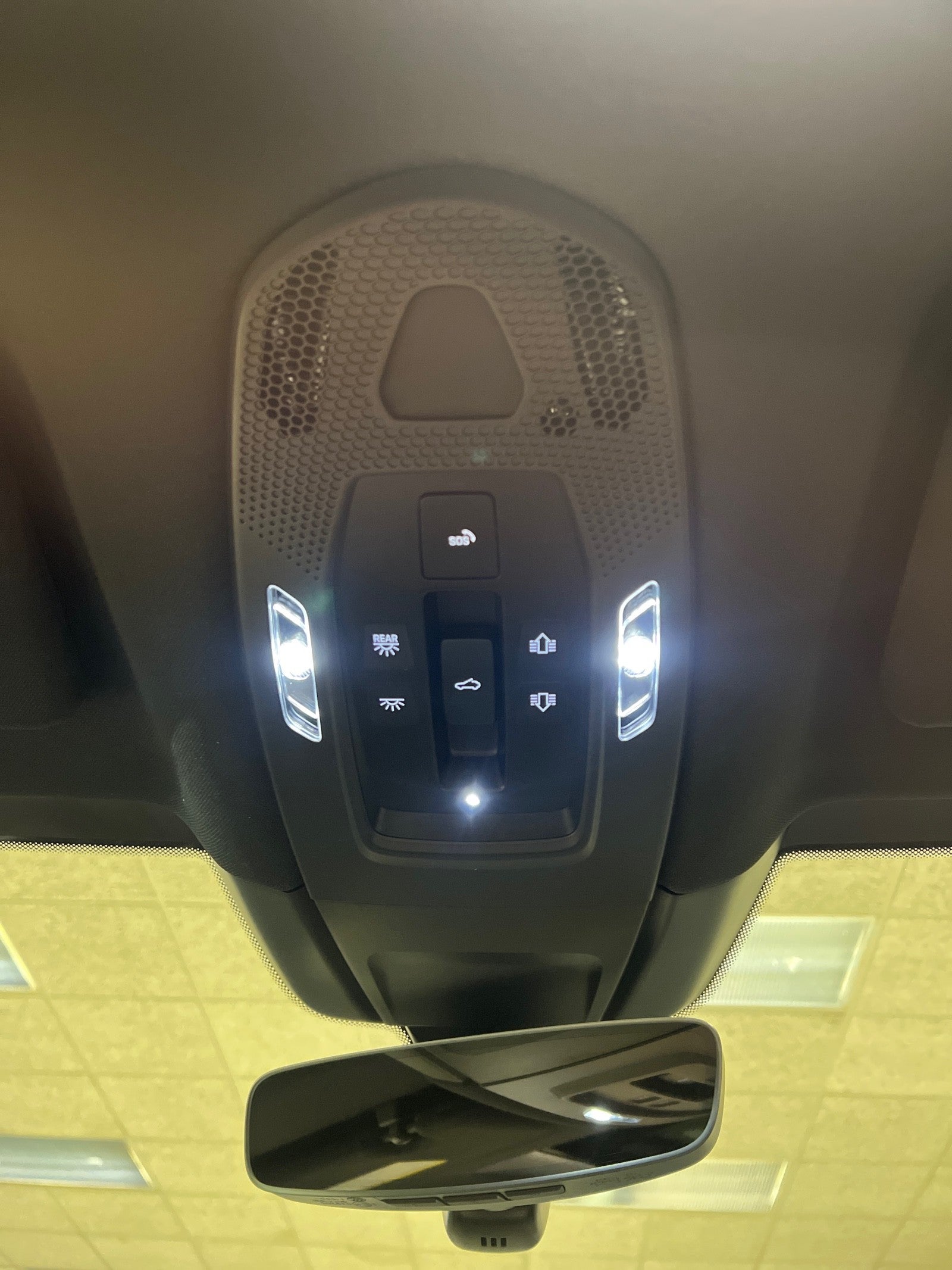 2024 Porsche Panamera 4