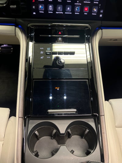 2024 Porsche Panamera 4