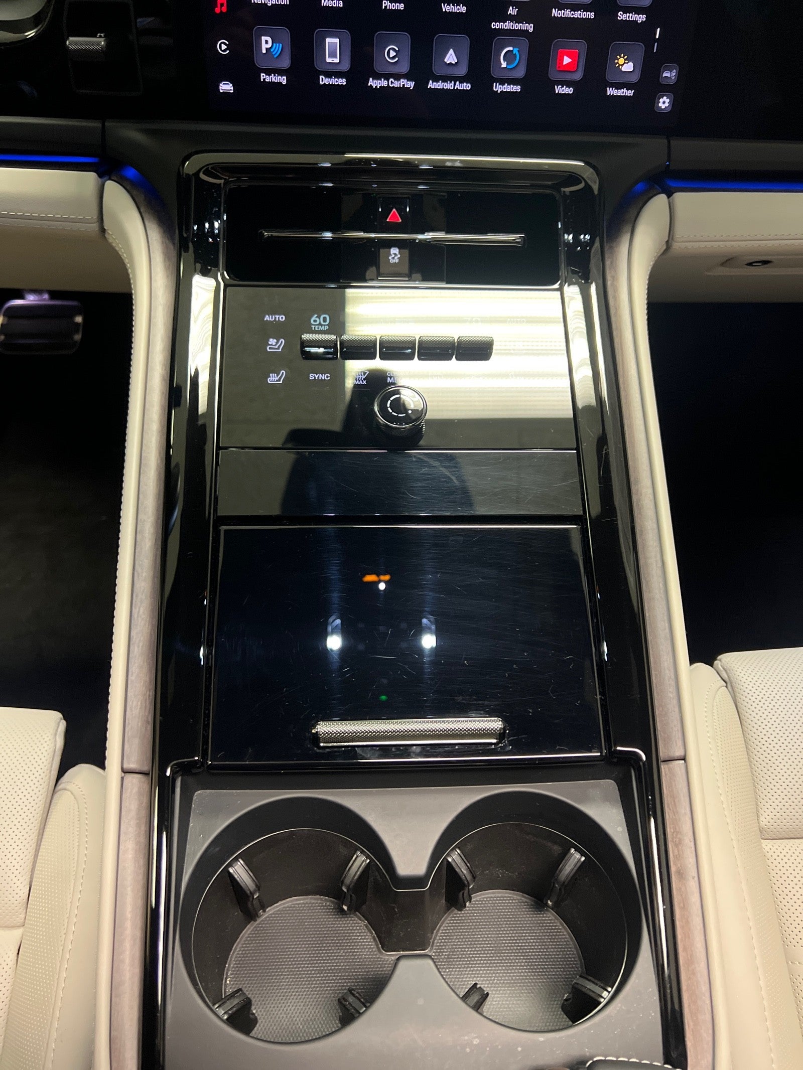 2024 Porsche Panamera 4