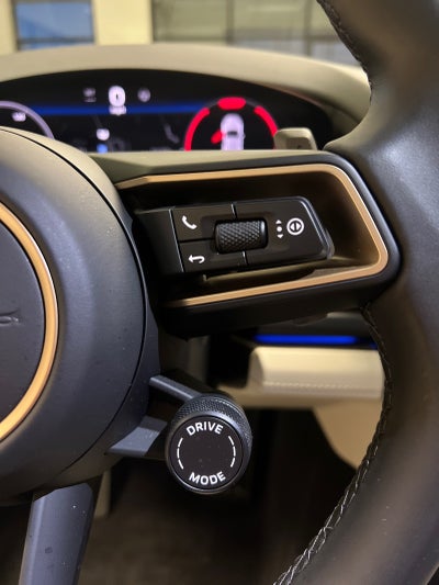 2024 Porsche Panamera 4