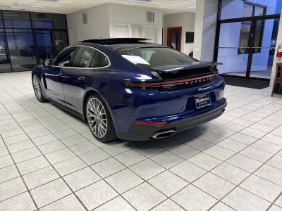 2024 Porsche Panamera 4