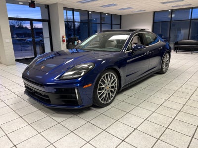 2024 Porsche Panamera 4