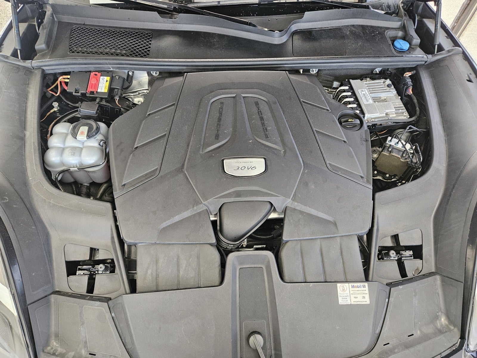 2020 Porsche Cayenne AWD